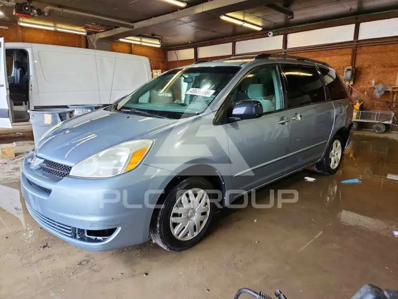 2004 Toyota SIENNA фото