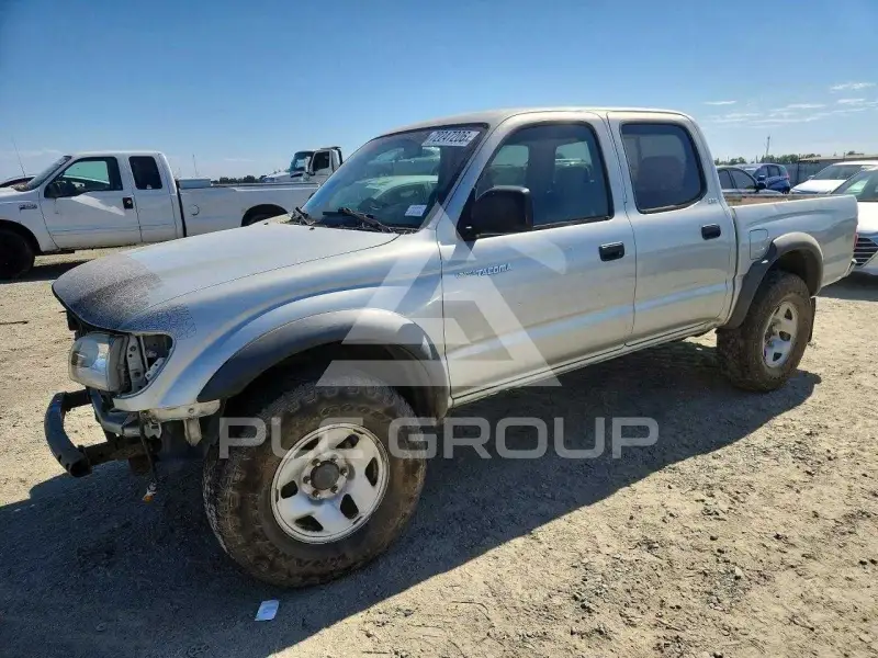 2004 Toyota TACOMA photo