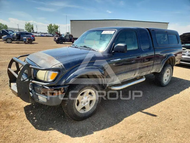 2004 Toyota TACOMA photo