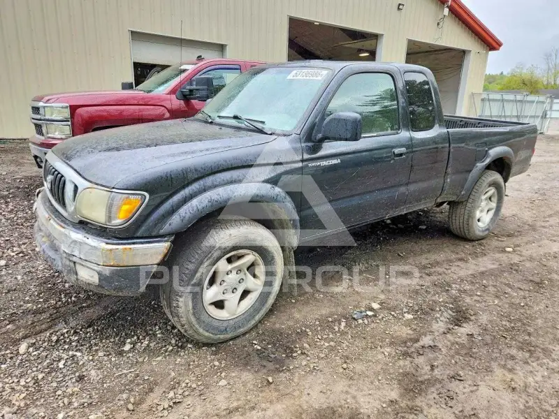 2004 Toyota TACOMA photo