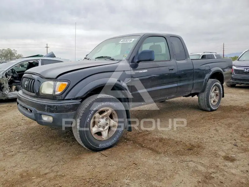 2004 Toyota TACOMA photo