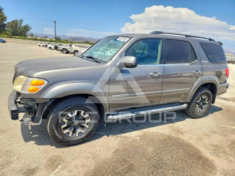 2004 Toyota SEQUOIA photo