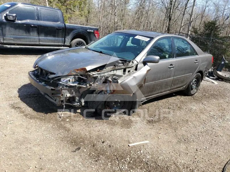 2004 Toyota CAMRY фото