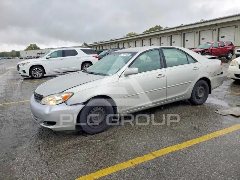 2004 Toyota CAMRY photo