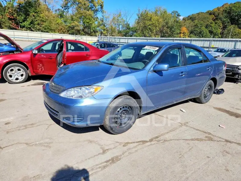 2004 Toyota CAMRY photo