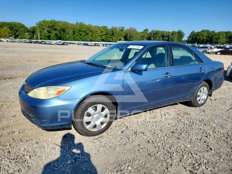 2004 Toyota CAMRY photo