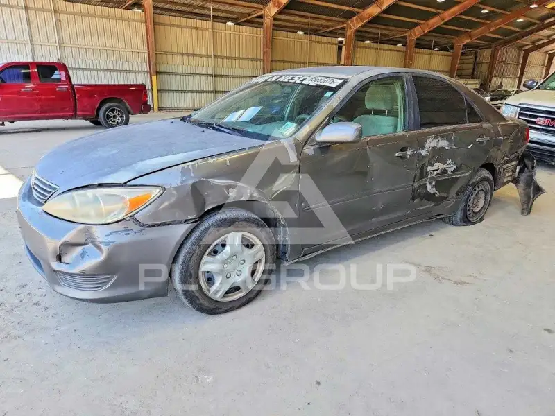 2004 Toyota CAMRY фото