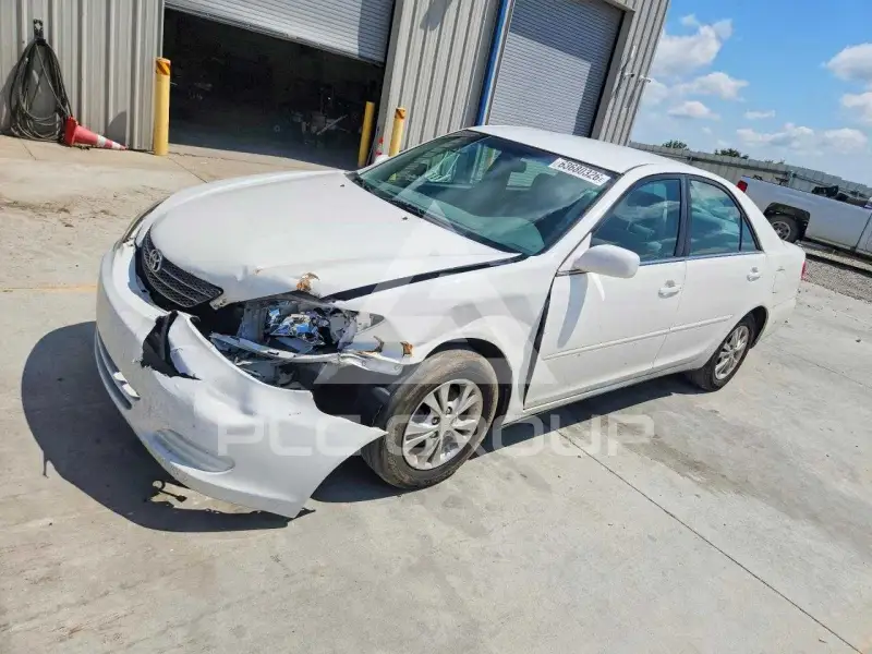 2004 Toyota CAMRY фото