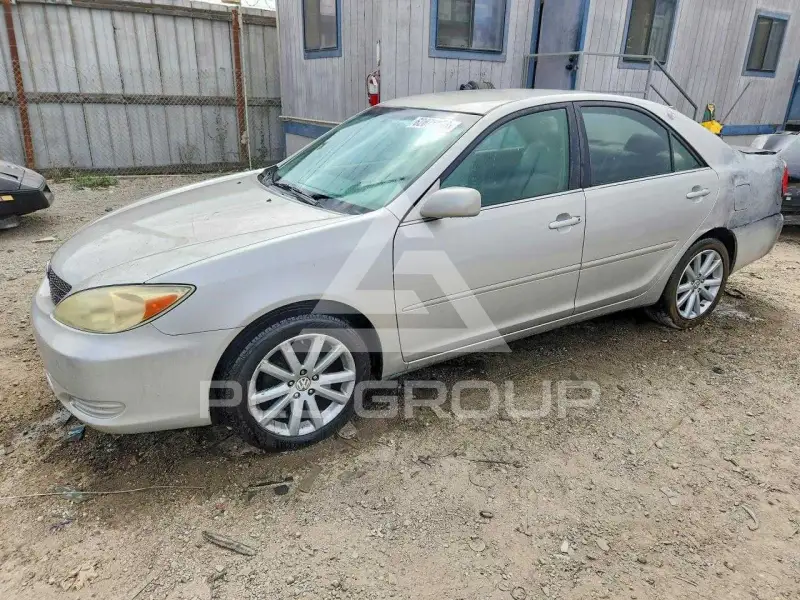 2004 Toyota CAMRY фото