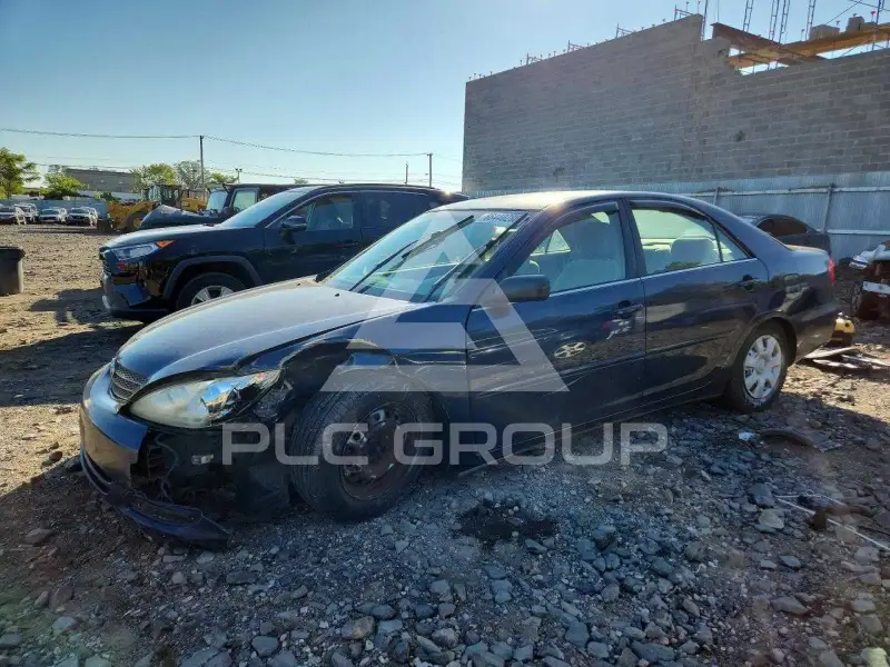 2004 Toyota CAMRY фото