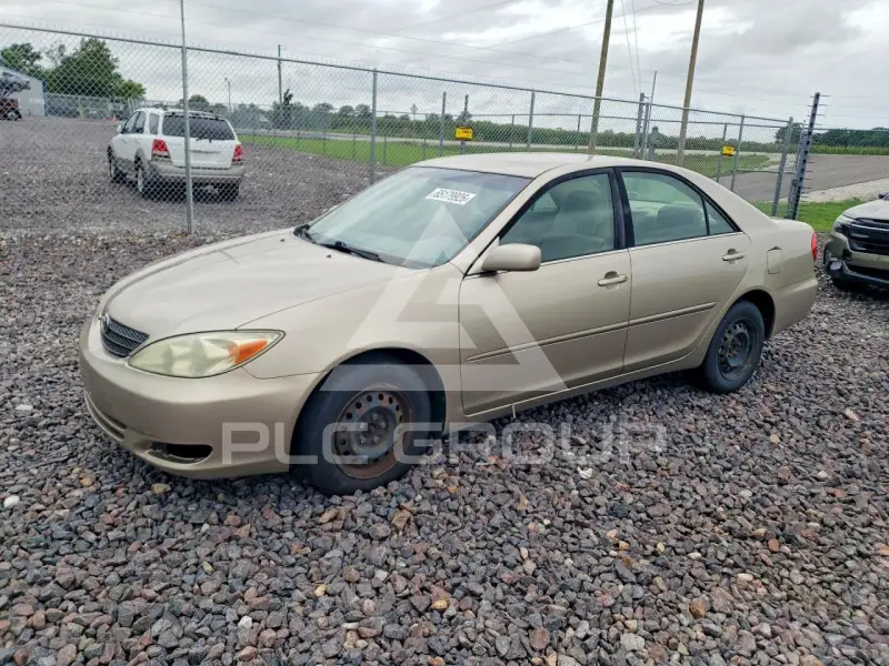 2004 Toyota CAMRY photo