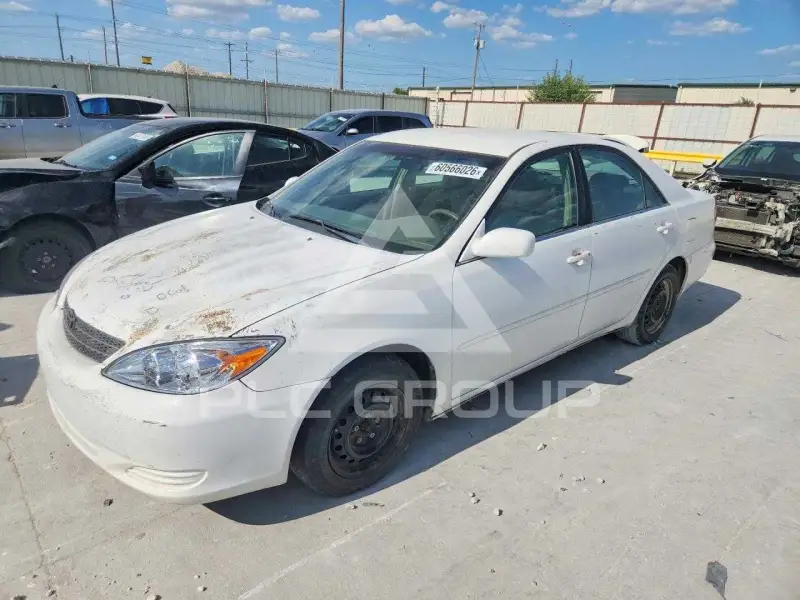 2004 Toyota CAMRY фото
