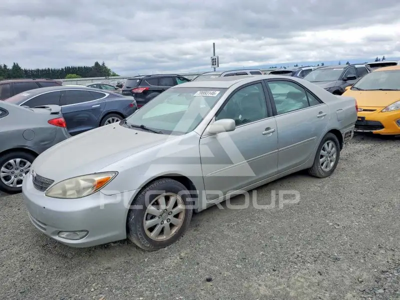 2004 Toyota CAMRY photo