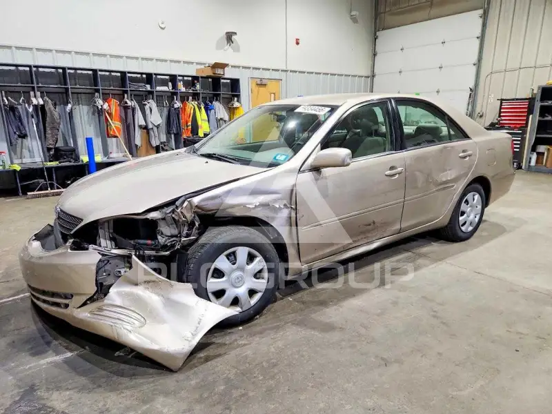 2004 Toyota CAMRY photo