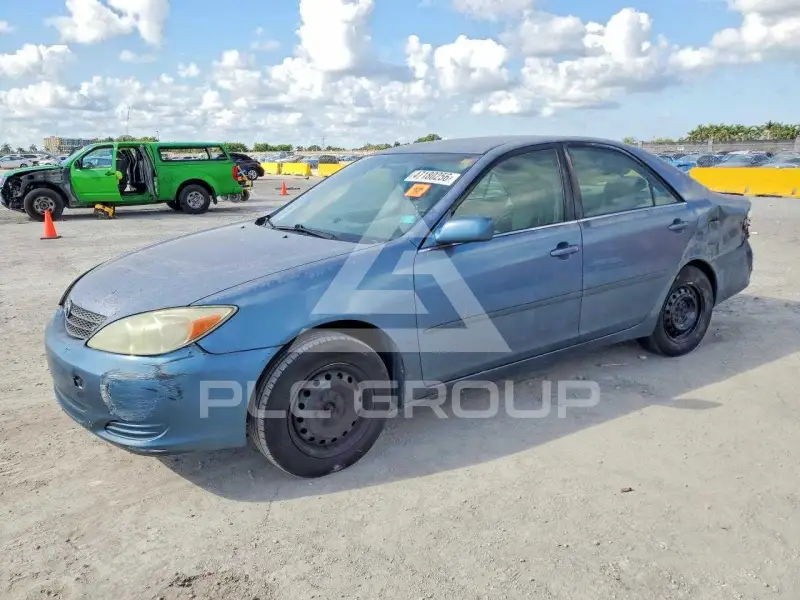 2004 Toyota CAMRY фото
