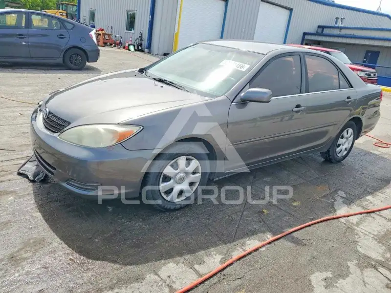 2004 Toyota CAMRY photo