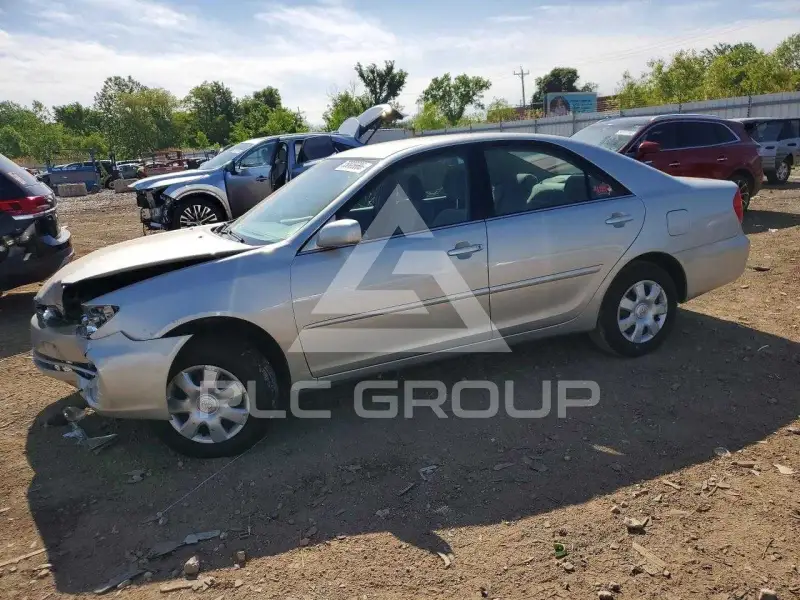 2004 Toyota CAMRY фото