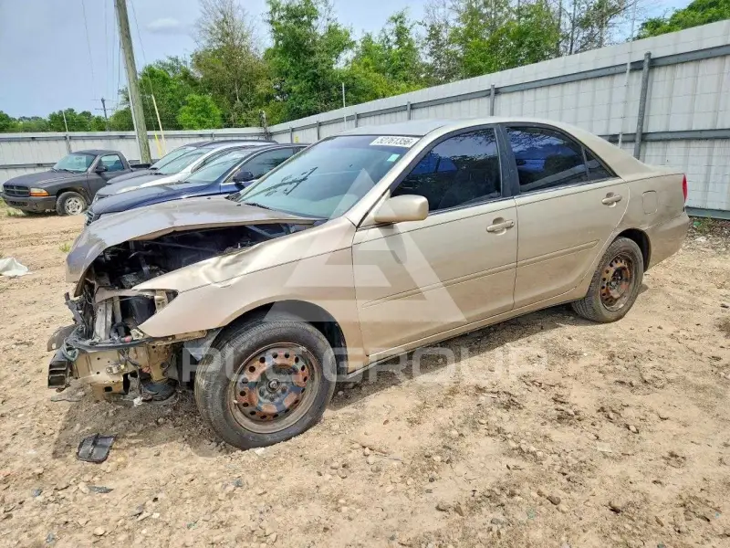 2004 Toyota CAMRY фото