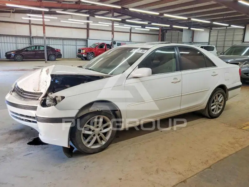 2004 Toyota CAMRY photo