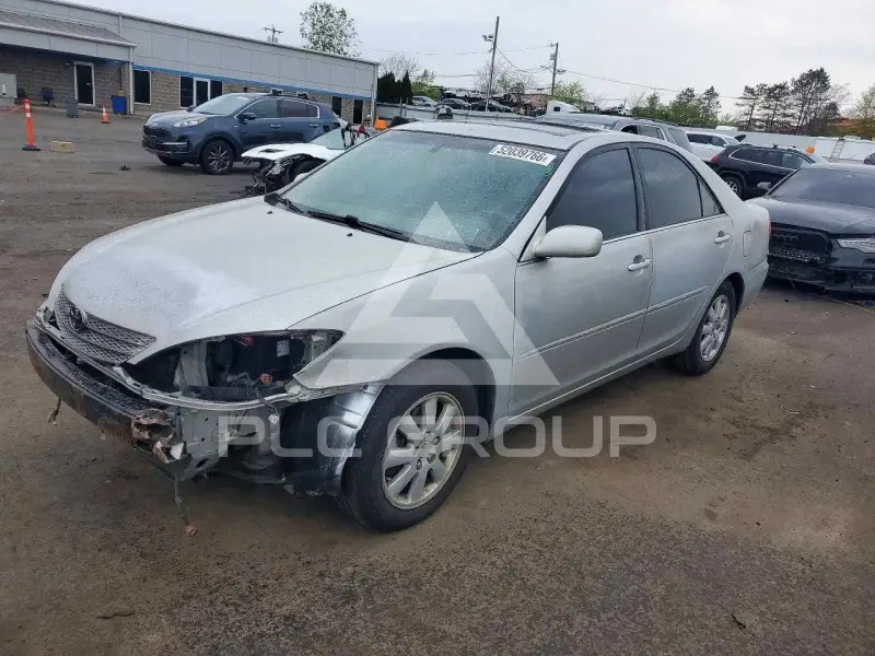 2004 Toyota CAMRY фото