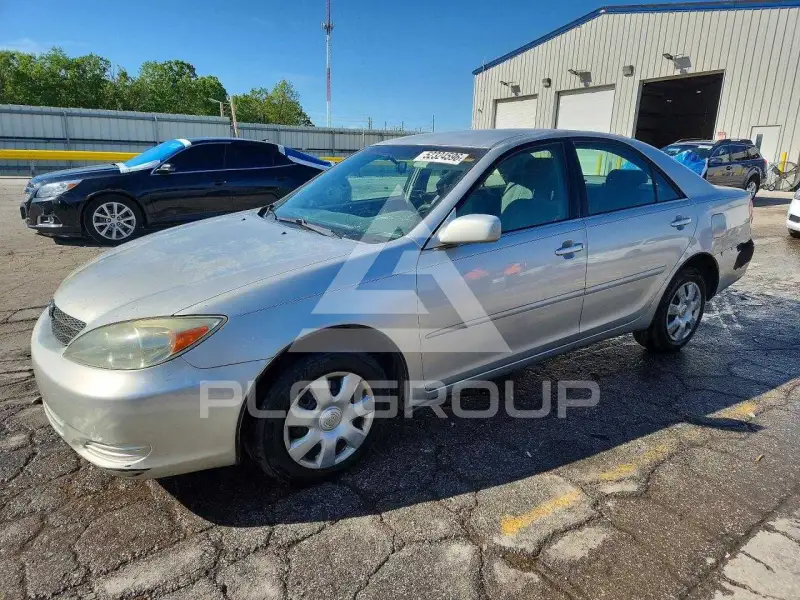 2004 Toyota CAMRY фото