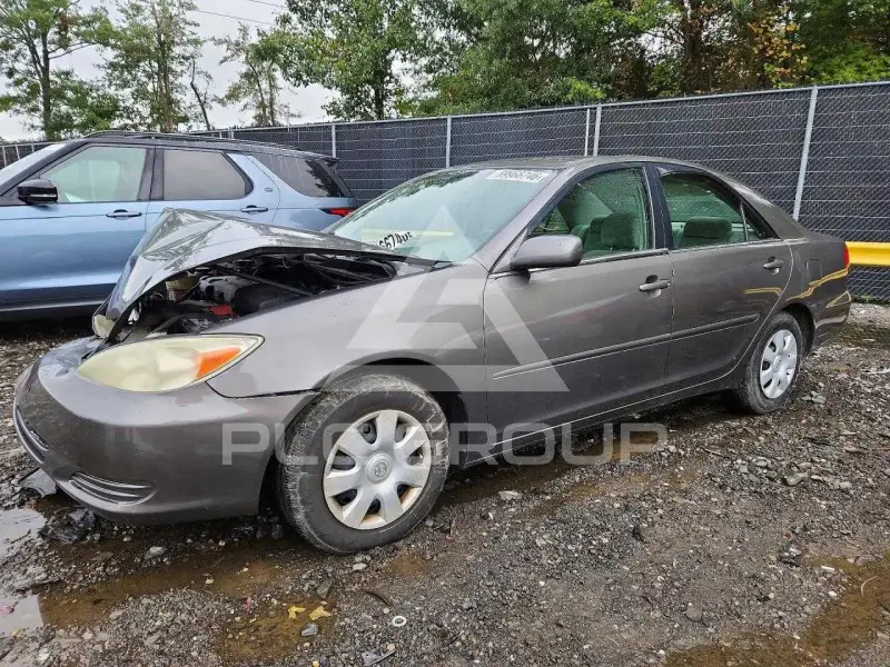 2004 Toyota CAMRY фото