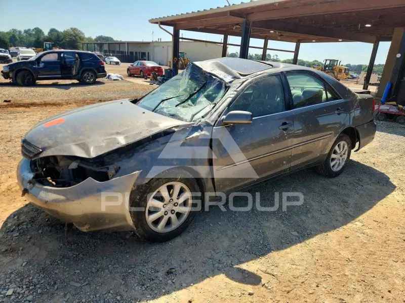 2004 Toyota CAMRY фото