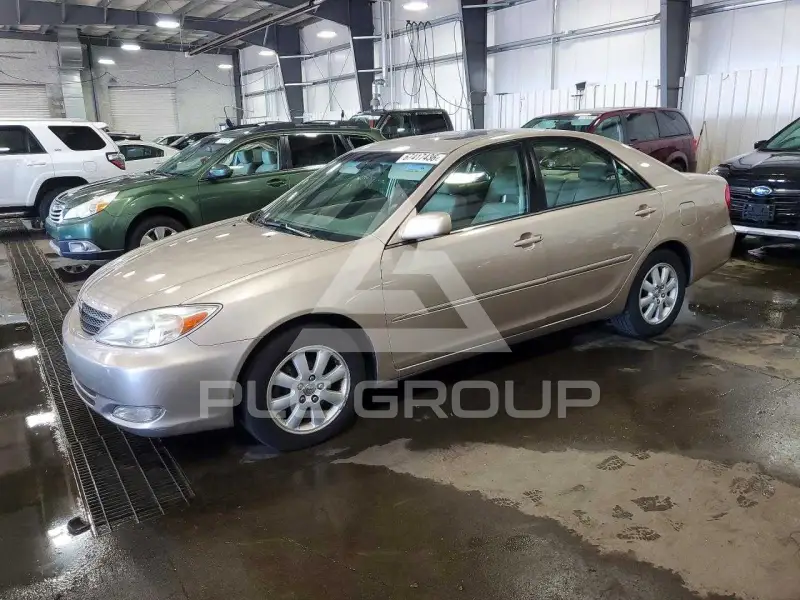 2004 Toyota CAMRY фото