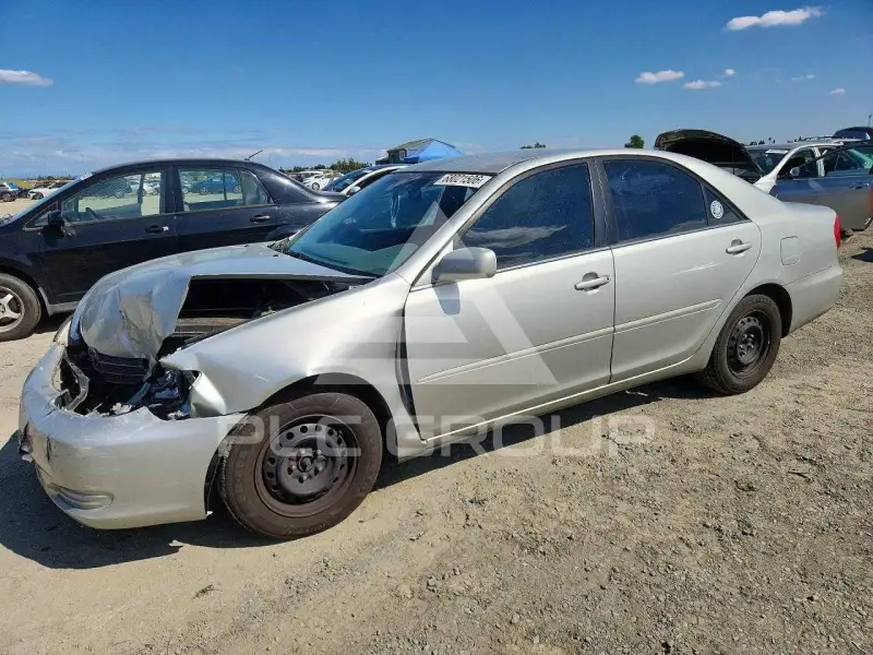 2004 Toyota CAMRY photo