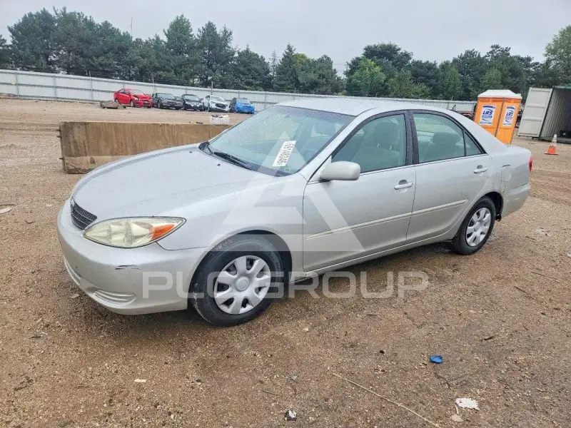 2004 Toyota CAMRY photo