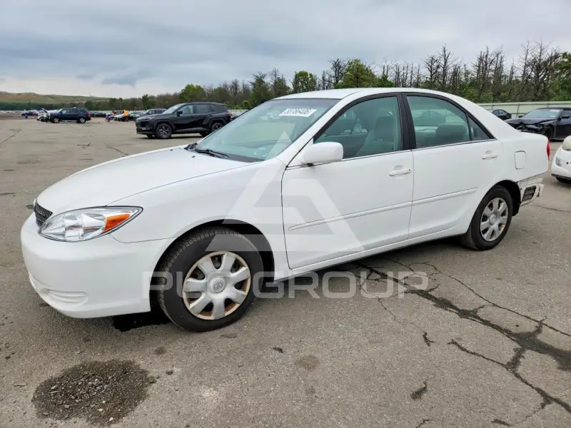2004 Toyota CAMRY фото