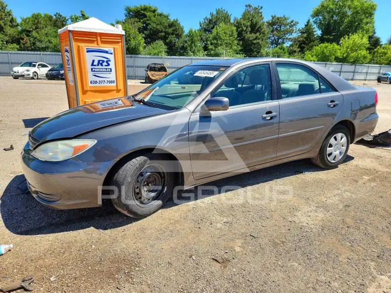 2004 Toyota CAMRY photo