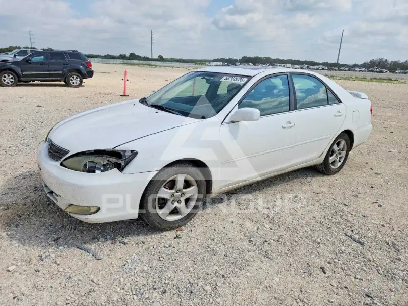 2004 Toyota CAMRY фото