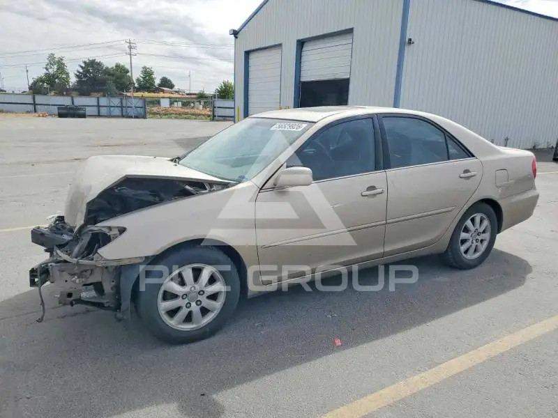 2004 Toyota CAMRY photo