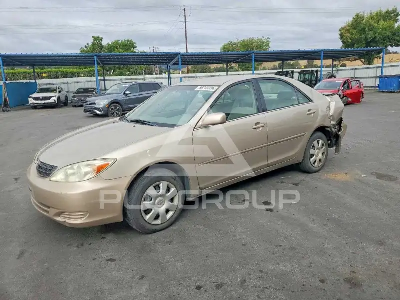 2004 Toyota CAMRY photo