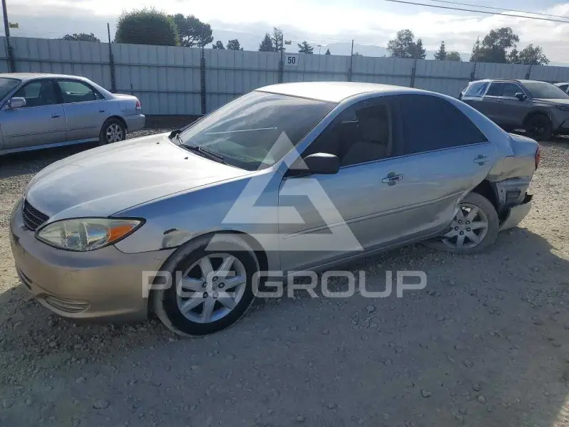 2004 Toyota CAMRY photo