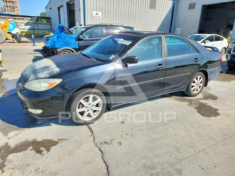 2004 Toyota CAMRY фото