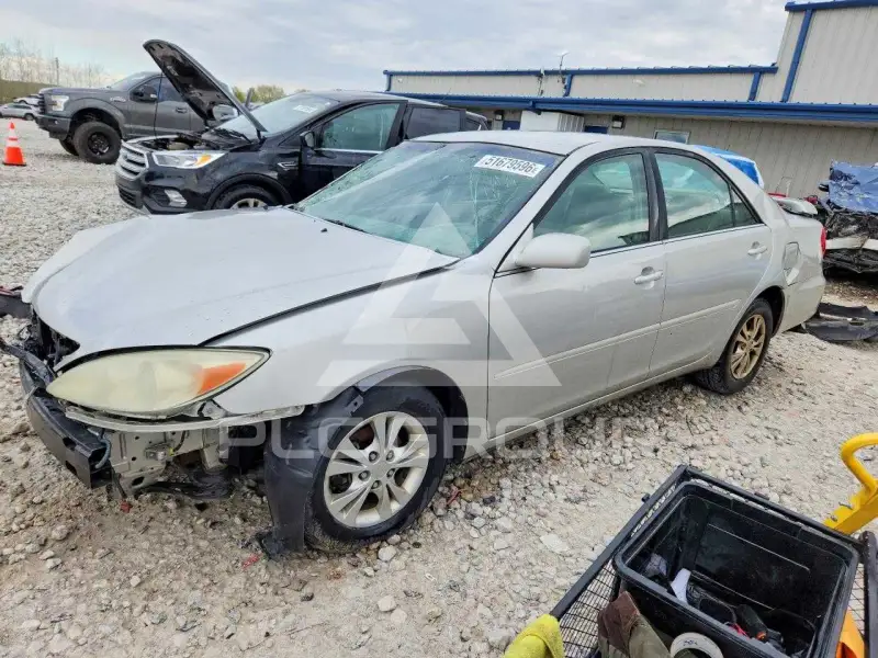 2004 Toyota CAMRY фото