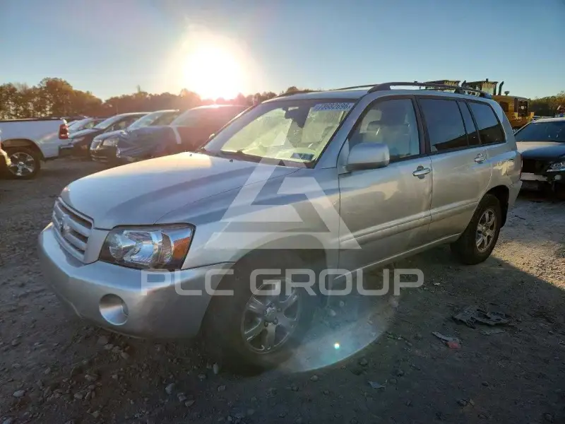 2004 Toyota Highlander фото