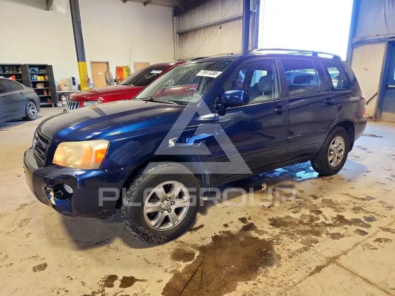 2004 Toyota Highlander photo