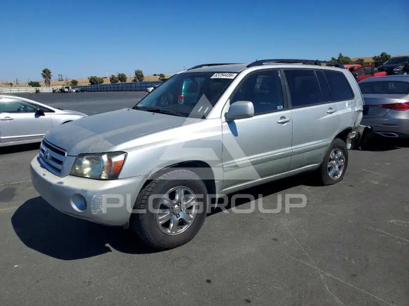 2004 Toyota Highlander фото