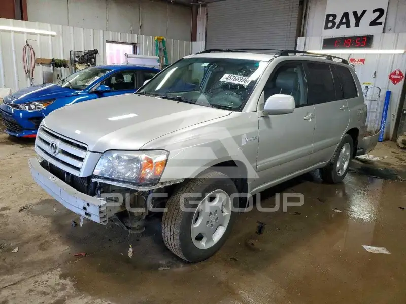2004 Toyota Highlander фото