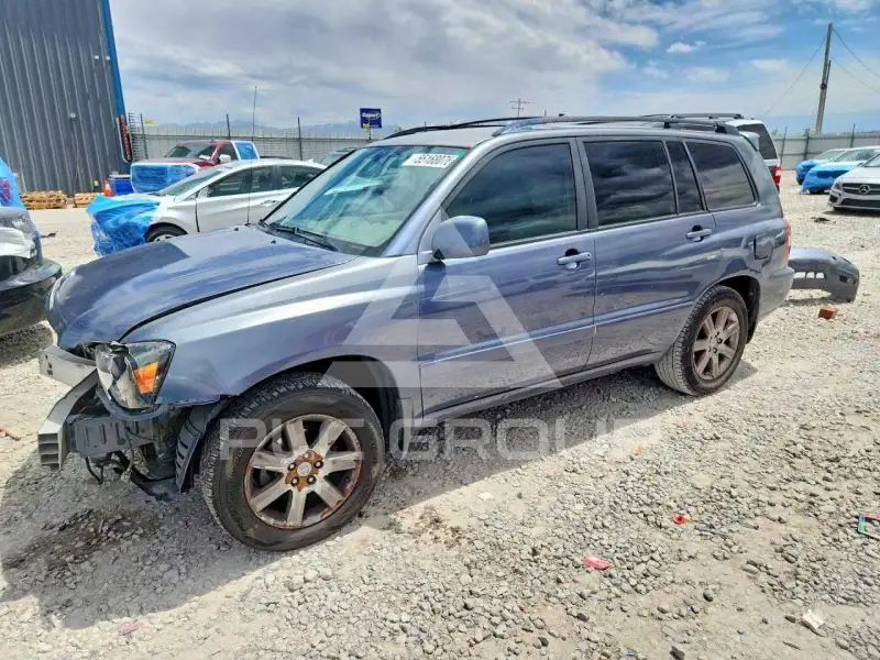 2004 Toyota Highlander фото