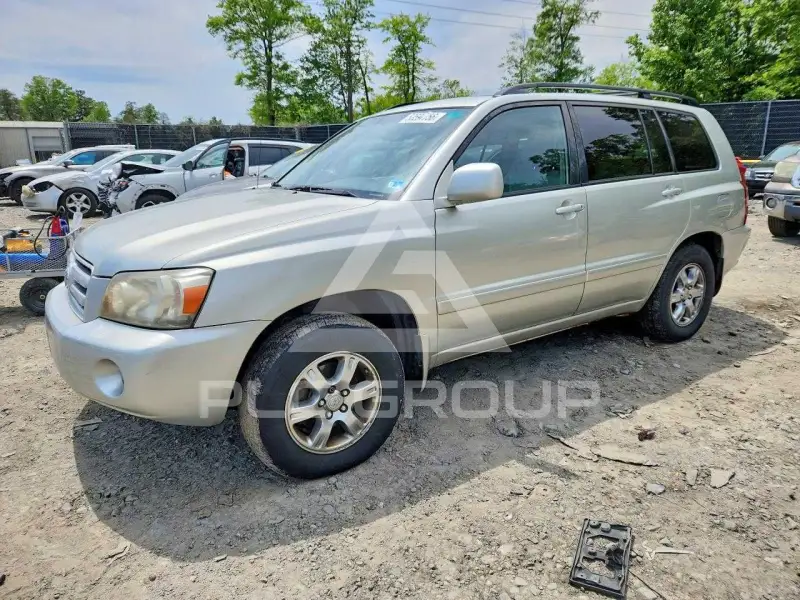 2004 Toyota Highlander фото