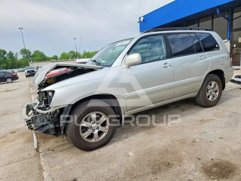 2004 Toyota Highlander фото