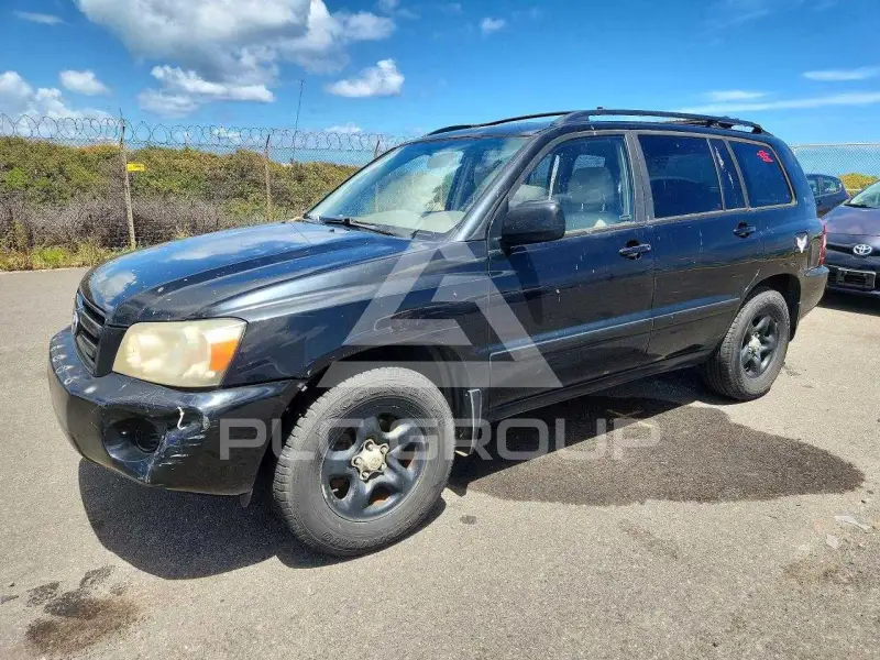 2004 Toyota Highlander photo
