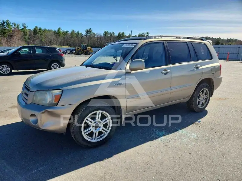 2004 Toyota Highlander фото