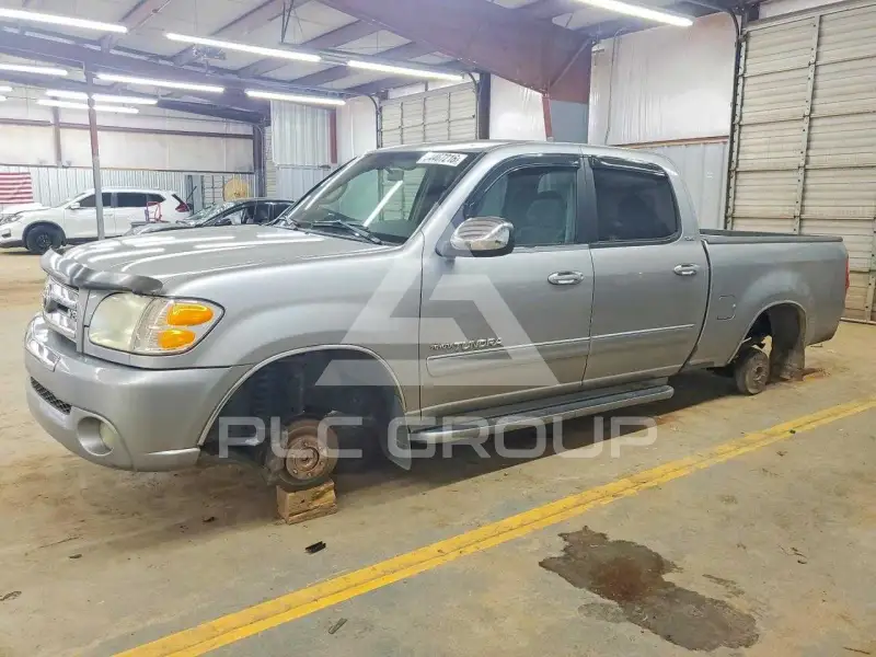 2004 Toyota TUNDRA photo