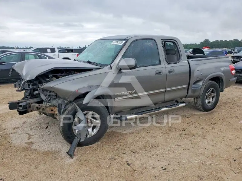 2004 Toyota TUNDRA photo