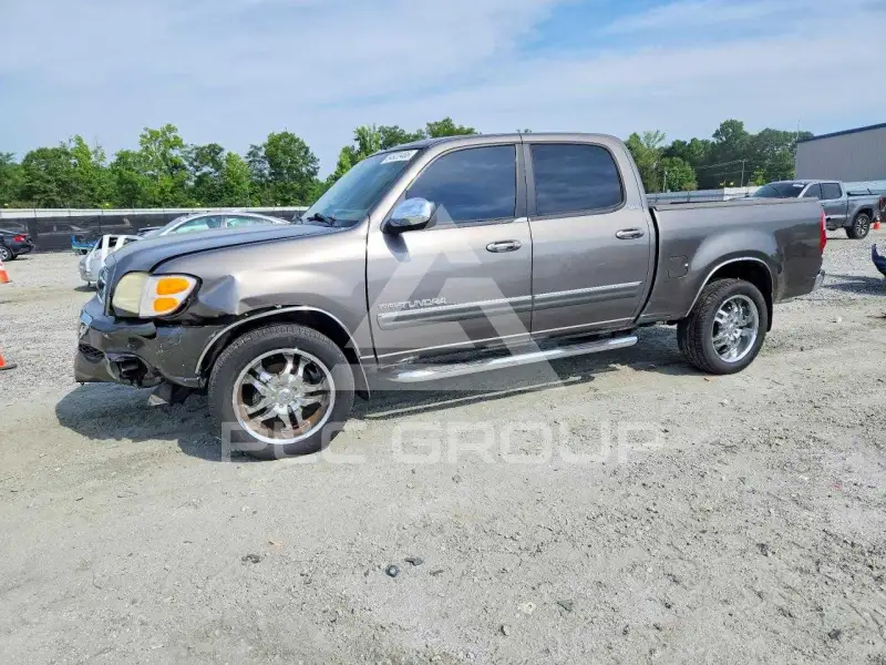 2004 Toyota TUNDRA photo